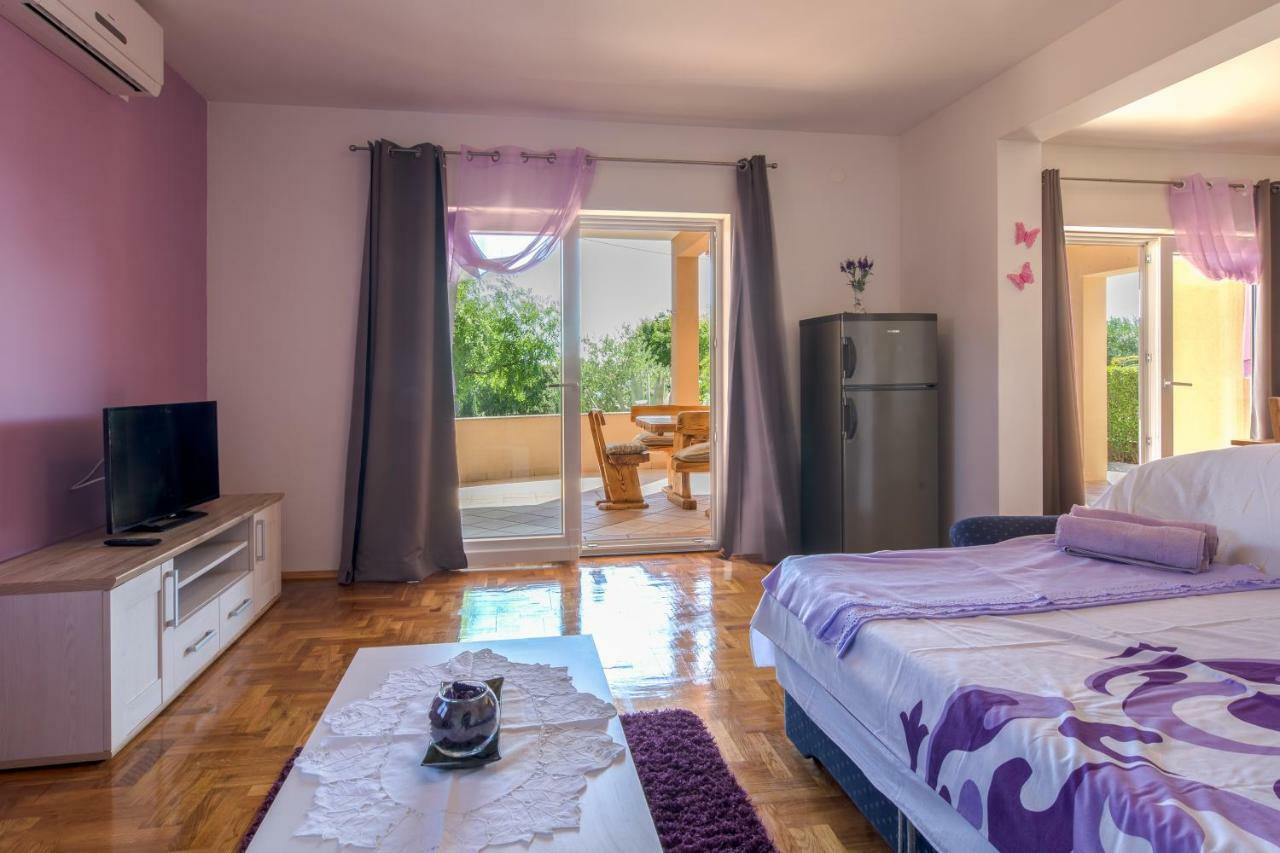 Apartments Lotus Sukošan Exteriér fotografie